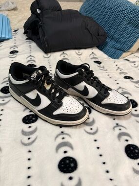 Nike Panda Dunk Low